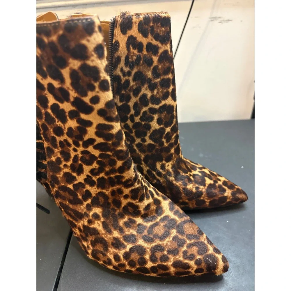 Vince Camuto Womens Leopard Calf Hair Fringe Ankle Boots Pointed Toe Stiletto 9M